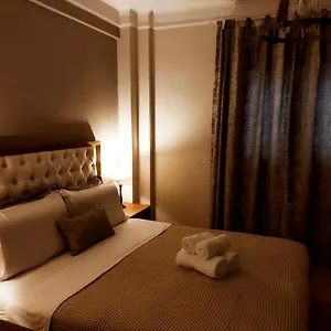 cozy-apartment-in-the-heart-of-thessaloniki-54622.hotels-of-thessaloniki.com/
